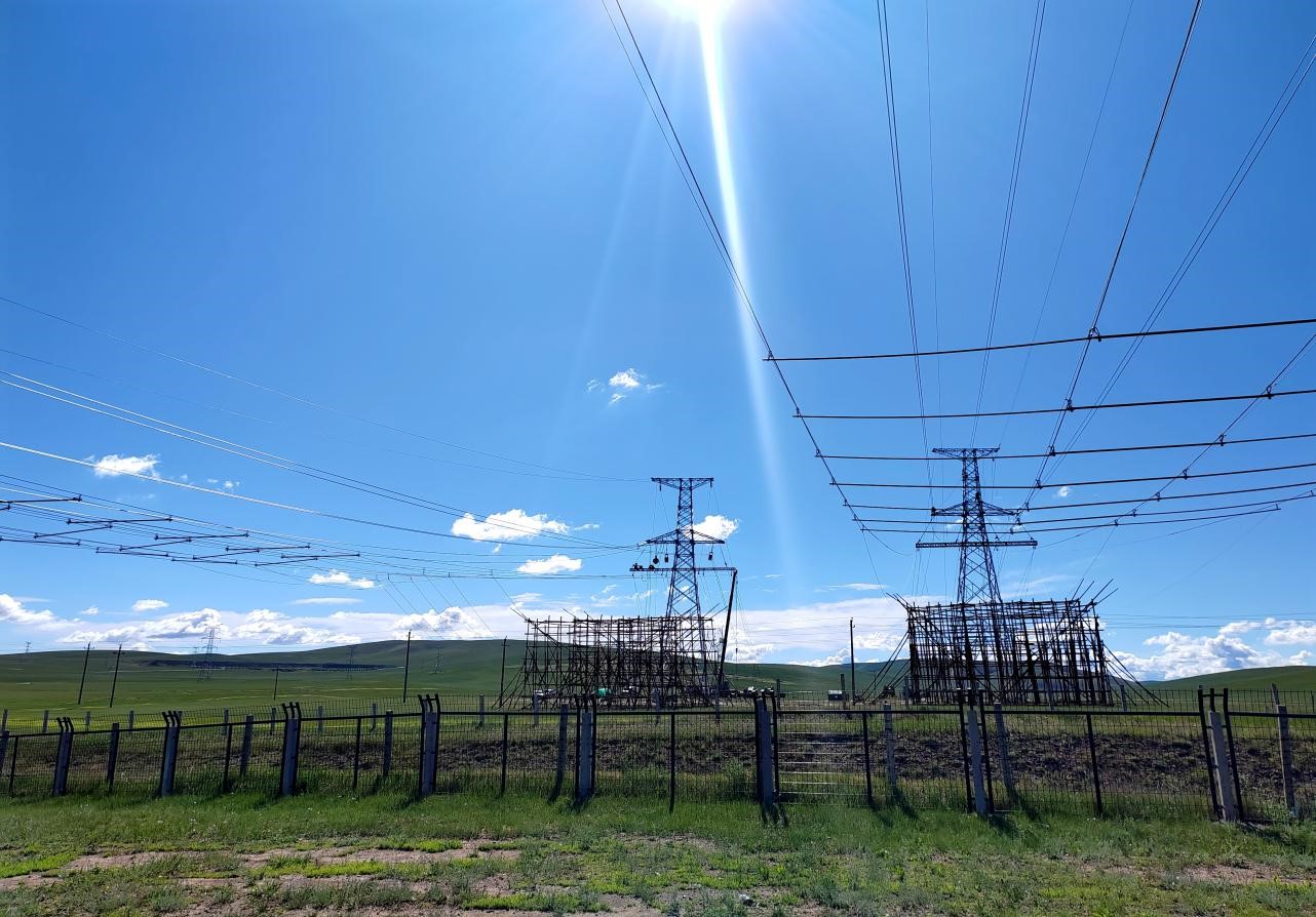 錫林郭勒白音華煤電高精鋁板220千伏工程送電成功