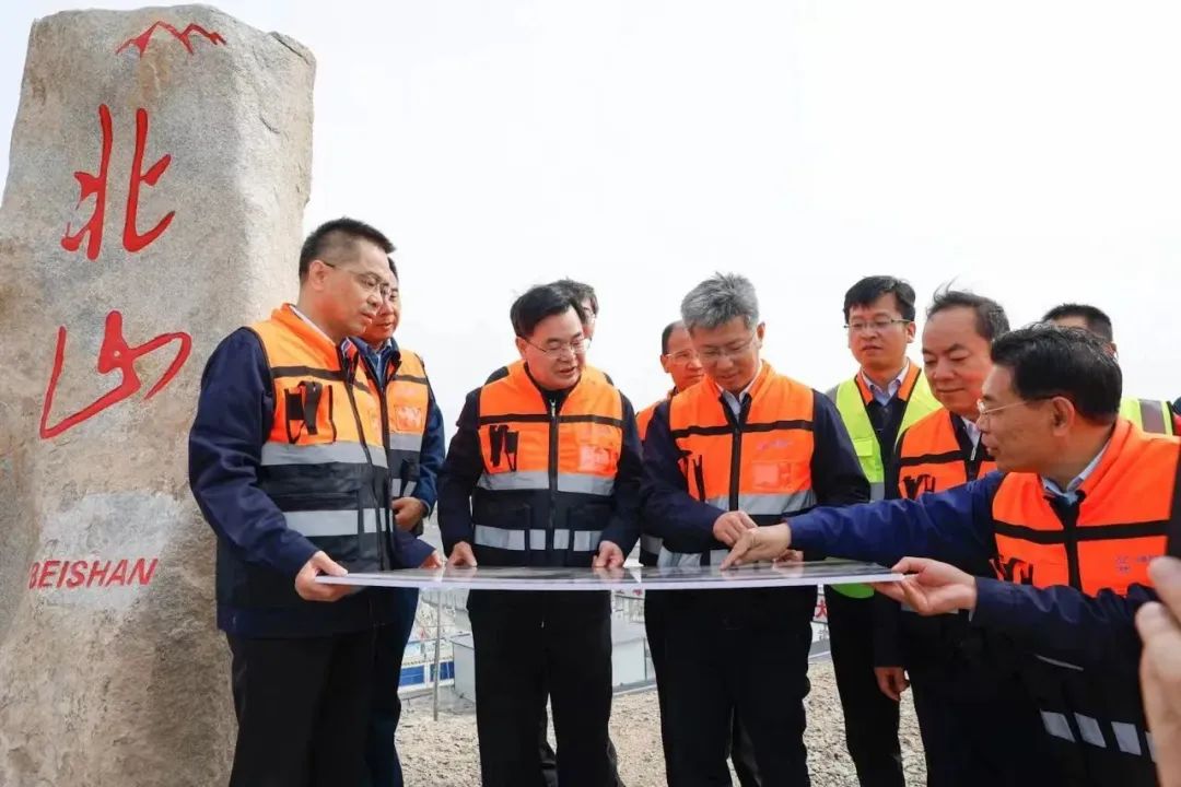 甘肅省委書記、省人大常委會主任胡昌升赴中國北山地下實(shí)驗(yàn)室建設(shè)工程現(xiàn)場調(diào)研