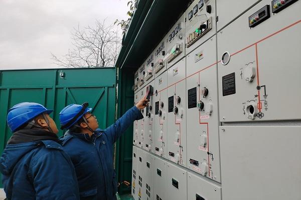 國網泰安供電公司加強線路設備巡視，備戰(zhàn)雨雪寒潮天氣