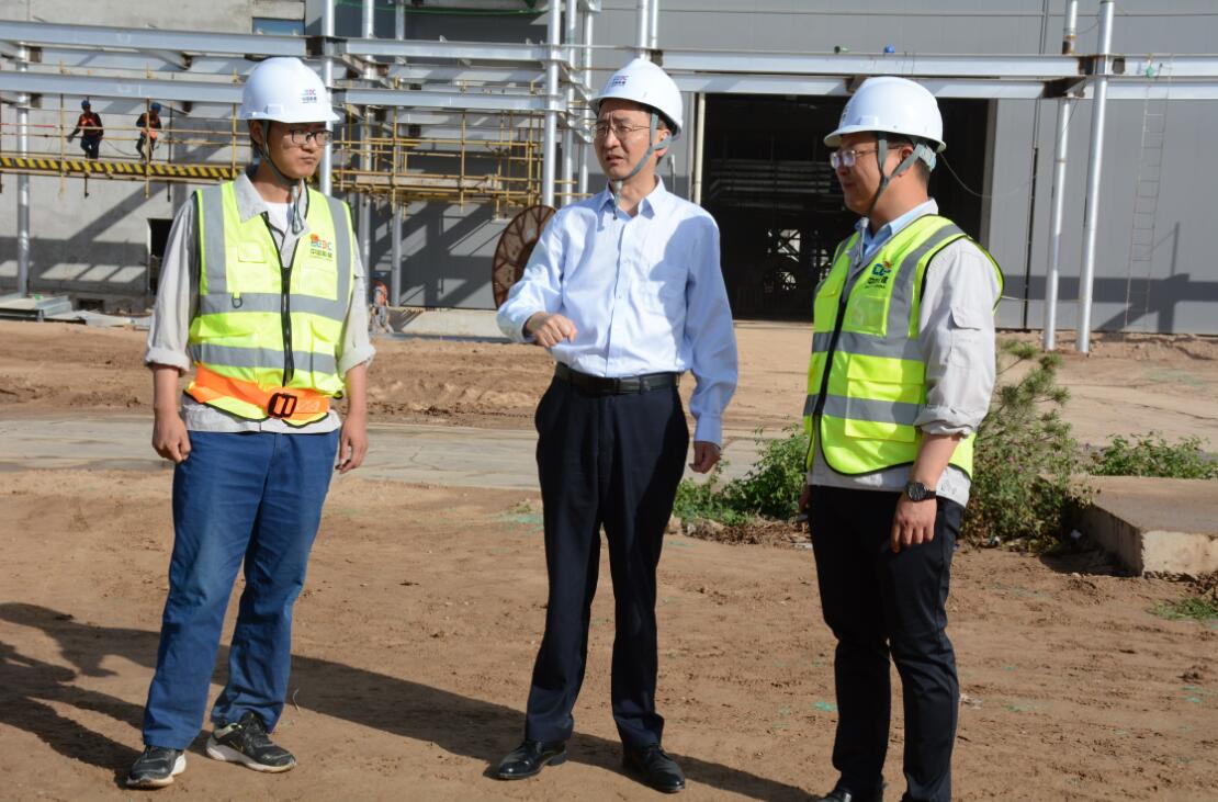 中國能建建筑集團黨委委員、副總經(jīng)理汪公河到正寧百萬項目調研指導