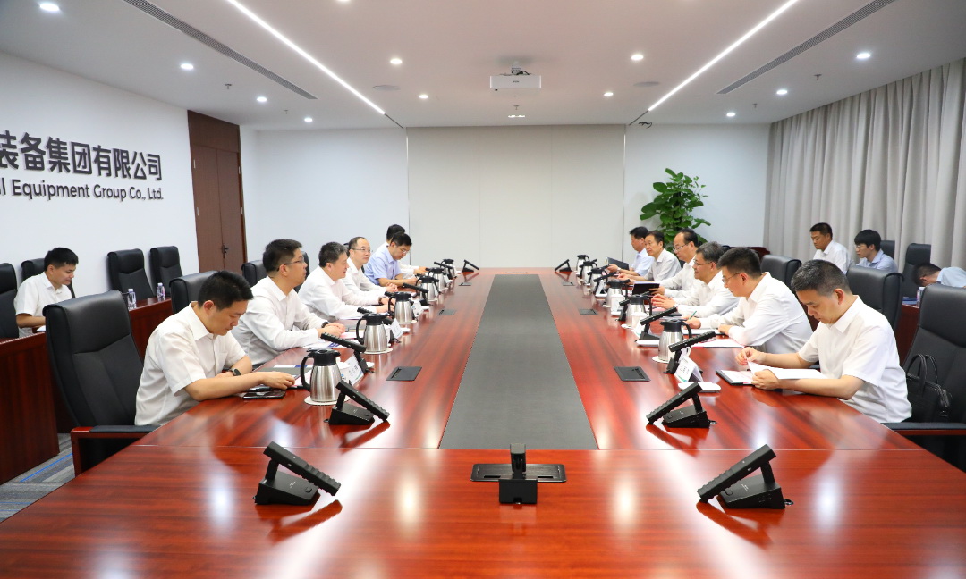 中國電氣裝備黨委副書記、總經(jīng)理周群會(huì)見西安市市長葉牛平